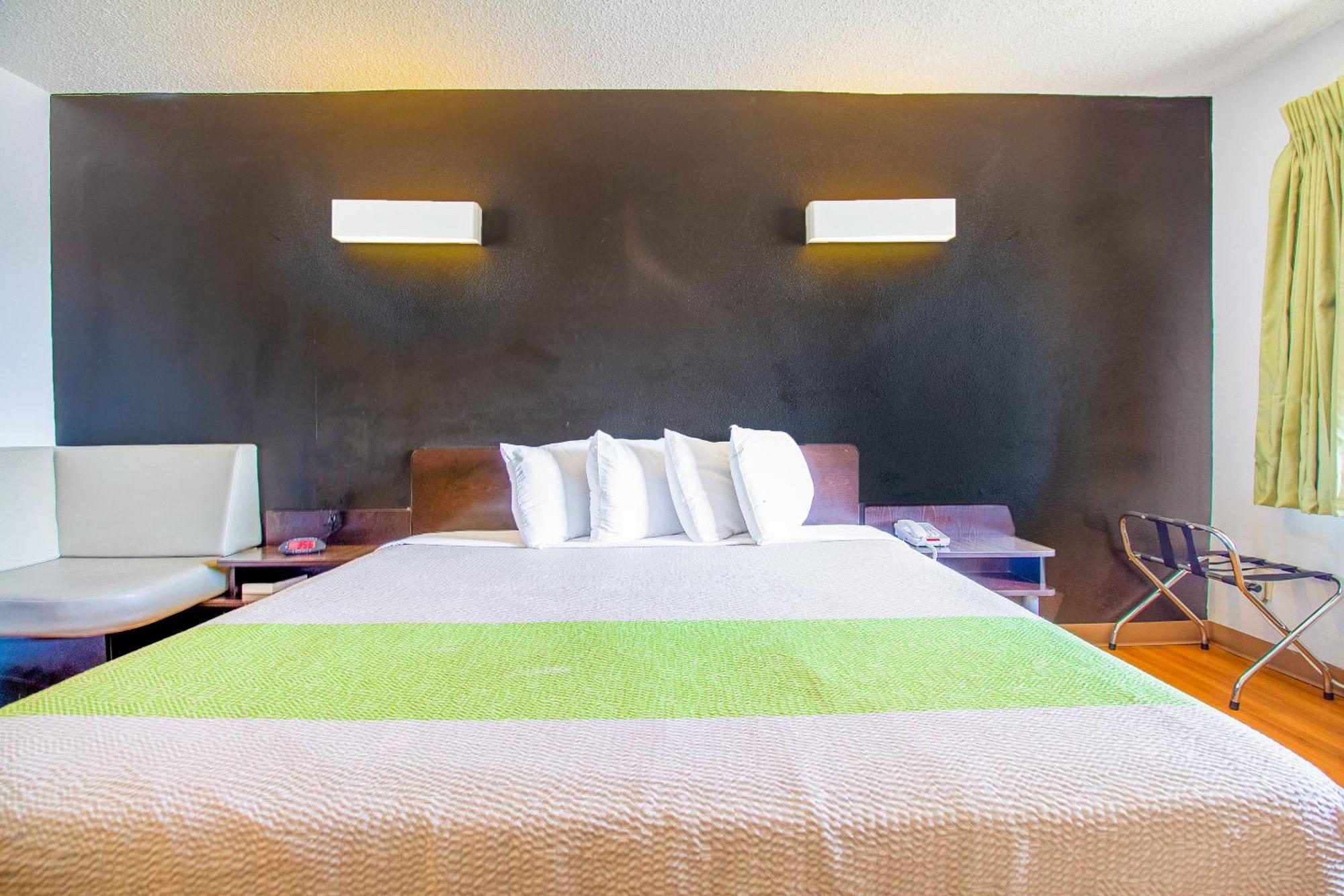 Studio Inn Extended Stay Oklahoma City Airport By Oyo Exterior foto