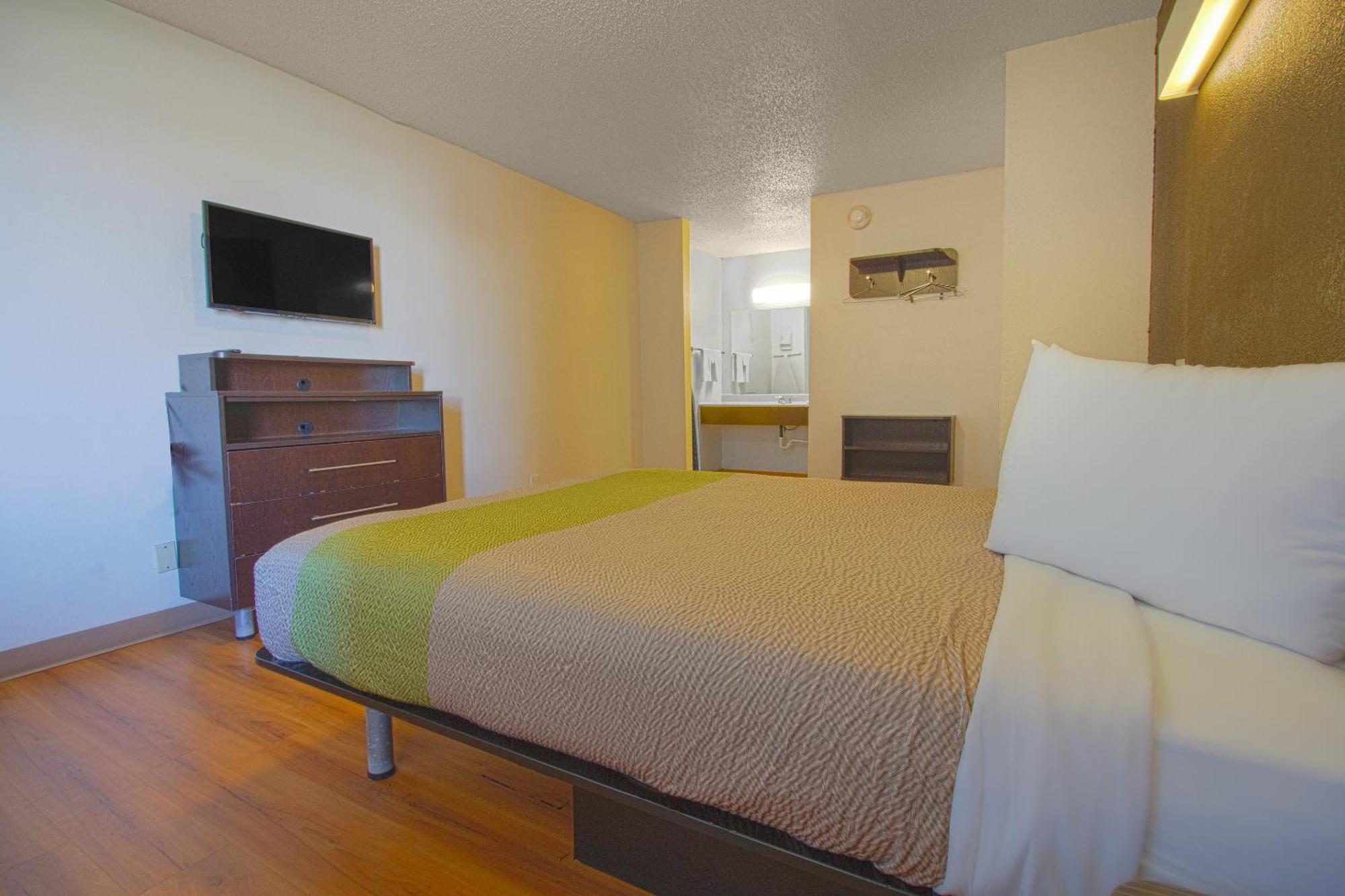 Studio Inn Extended Stay Oklahoma City Airport By Oyo Exterior foto
